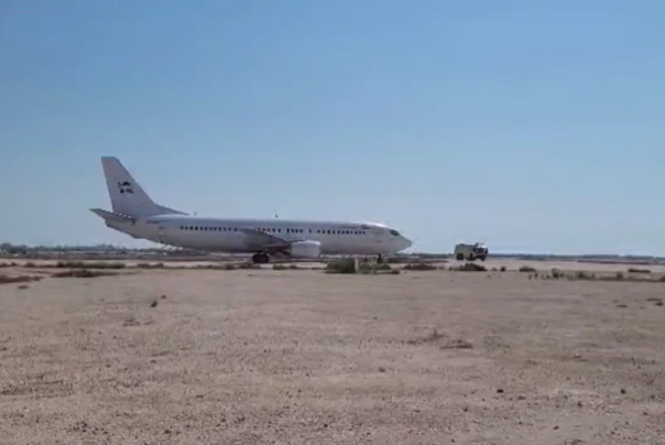اولین تصویر از هواپیمای بویینگ 737 شرکت هواپیمایی ایروان پس از فرود +فیلم
