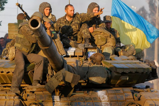 اسفندماه 1402/ سران غرب چگونه میلیون‌ها نفر را قربانی جنگ اوکراین کردند؟