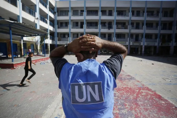 هذه هي اسباب تعذيب الصهاينة لموظفي وكالة الأونروا