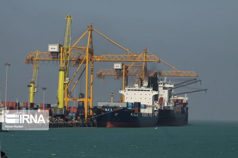 Iran launches new loading platform at Imam Khomeini port