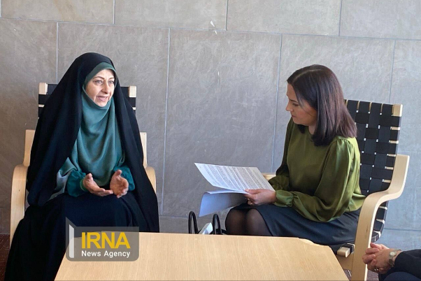مساعدة رئيس الجمهورية لمسؤولة فنلندية: الحجاب قضية ثقافية ومقبولة في ايران