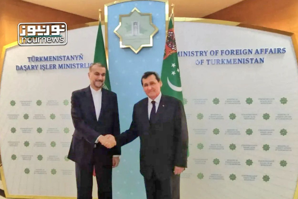 伊朗外长会见土库曼斯坦副总理兼外长梅列多夫