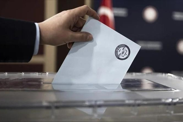 انتخابات شهرداری‌‌ها، اعضای شورای شهر از صبح امروز در 81 استان ترکیه آغاز شده‌است +فیلم