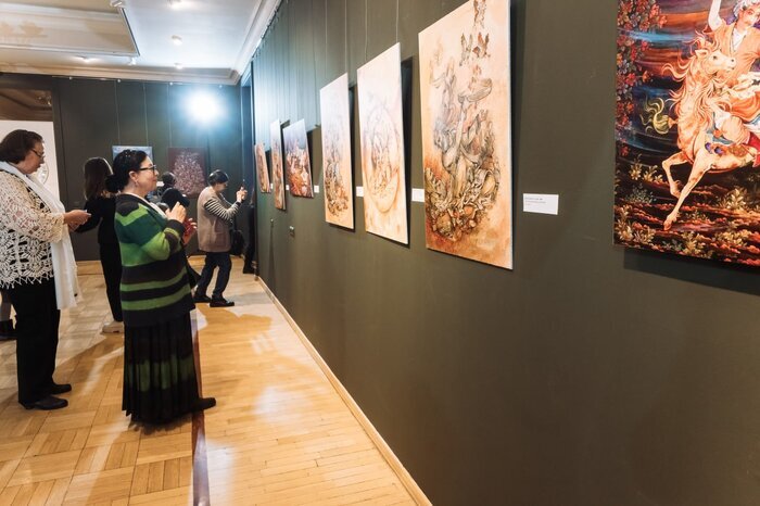 В Казани открылась выставка исламской миниатюры и каллиграфии