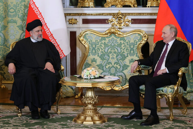 Iranian, Russian Presidents hold telephone conversation
