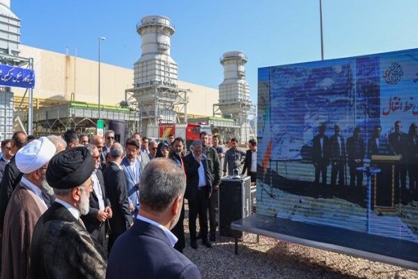 Raisi inaugurates 2nd phase of Semnan power plant