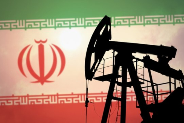 Экспорт иранской нефти вырос до самого высокого рекорда за 6 лет