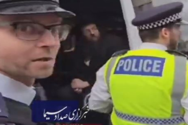 Двойное поведение британской полиции с палестинскими сторонниками и сионистами