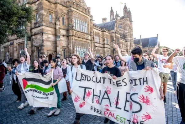 الاحتجاجات الطلابية الداعمة لفلسطين تمتد الى جامعات فرنسا