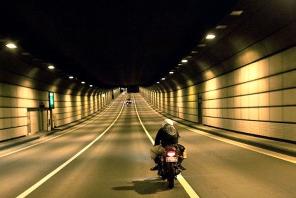 ممنوعیت تردد موتورسواران از تونل‌های شهری
