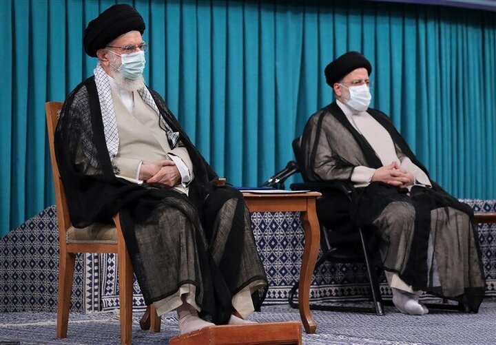 Leader, Raisi to receive 20,000 Iranian noble teachers
