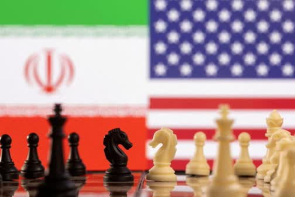 Международные эксперты признают неэффективность санкций против экспорта нефти Ирана