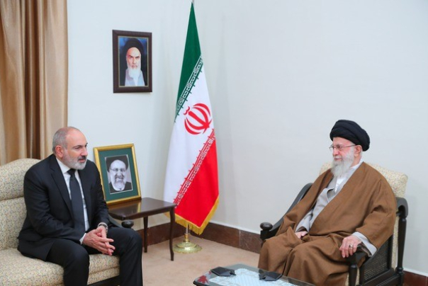 Prime Minister of Armenia visits the leader of the Islamic Revolution