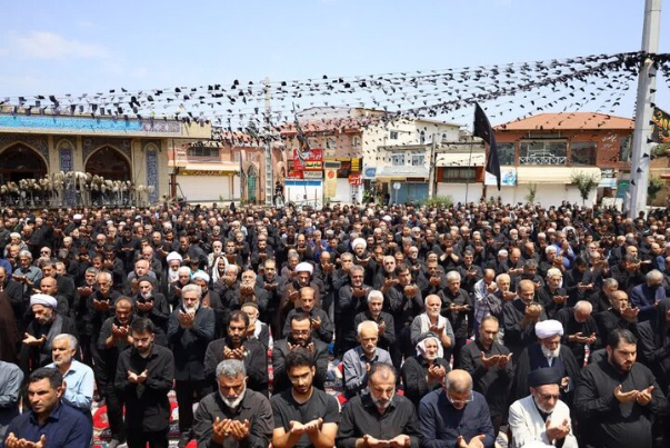 بالفيديو.. رفع اعلام فلسطين خلال مراسم عاشوراء في طهران