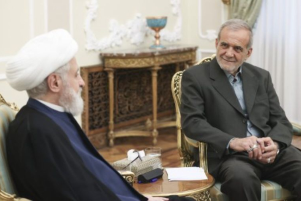 أهم ما جاء في كلام الرئيس الإيراني لدى لقائه نائب الأمين العام لحزب الله