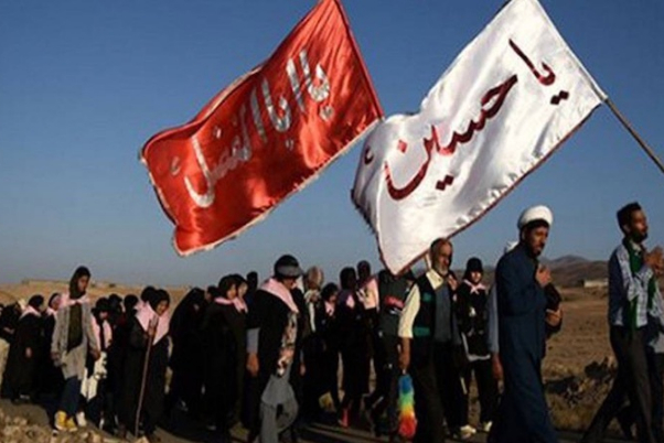 الزوار الإيرانيون يشرعون بزيارتهم الى كربلاء