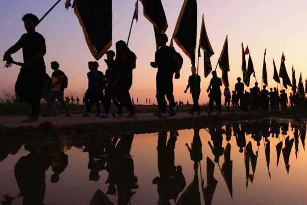 الأربعين.. إشادة بالمواكب المشتركة بين إيران والعراق