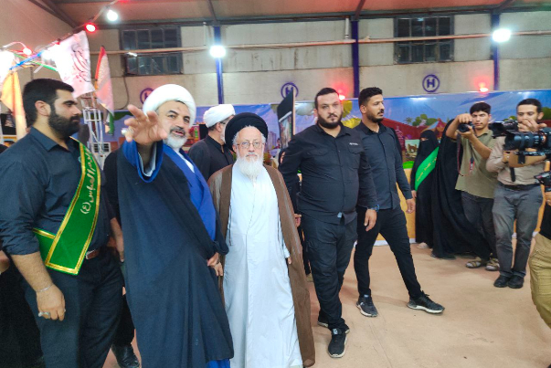 ممثل القائد يتفقّد موكب للأطفال واليافعين في كربلاء المقدسة