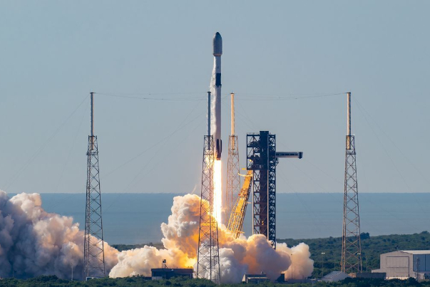 القمر الاصطناعي البحثي "جمران 1" يرسل اولى اشاراته الى الارض