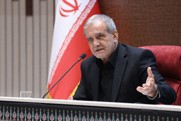 بزشكيان: هدفنا الرئيسي يكمن في الوحدة والتماسك والوئام في الأمة الإسلامية جمعاء