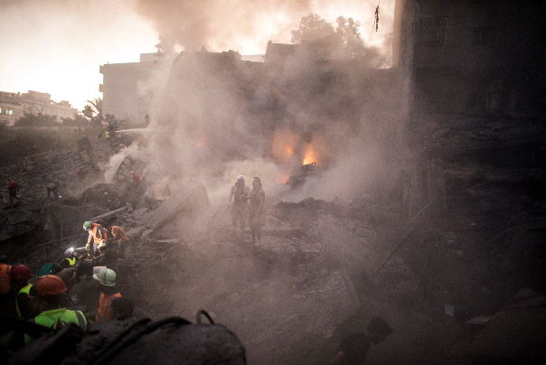 طيران الاحتلال يشن غارات عنيفة على ضاحية بيروت الجنوبية