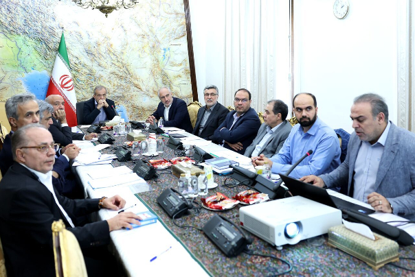 الرئيس بزشكيان يؤكد عزم حكومته تنفيذ مشروع طبيب الاسرة