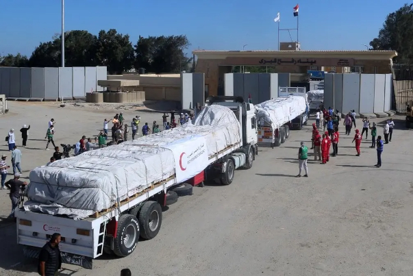 الكيان الصهيوني يُدخل 6% فقط من احتياجات أهالي غزة