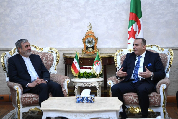 رئيس لجنة الخارجية بالبرلمان الايراني يؤكد على تعزيز العلاقات مع الجزائر