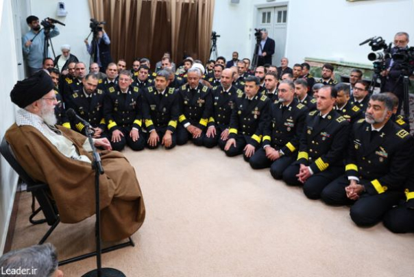 قائد الثورة: مسؤولية القوات المسلحة التركيز على زيادة جهوزيتها وقوتها القتالية