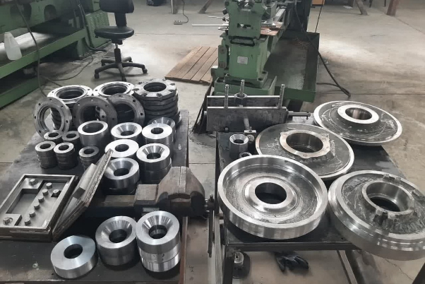 خبراء في ايران يصنّعون رادار النقطة العمياء ونوافذ السيارات ذات الزجاج المزدوج