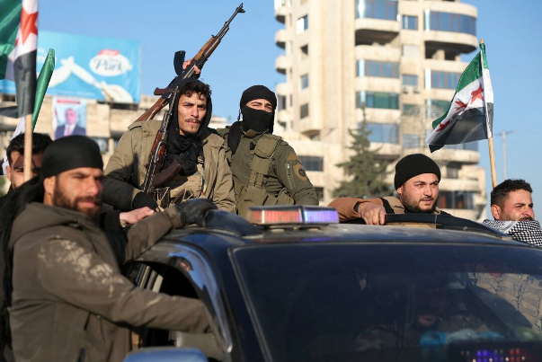 روسيا: سنبحث وجودنا العسكري في سوريا/ الصين تحثّ على إيجاد تسوية سياسية