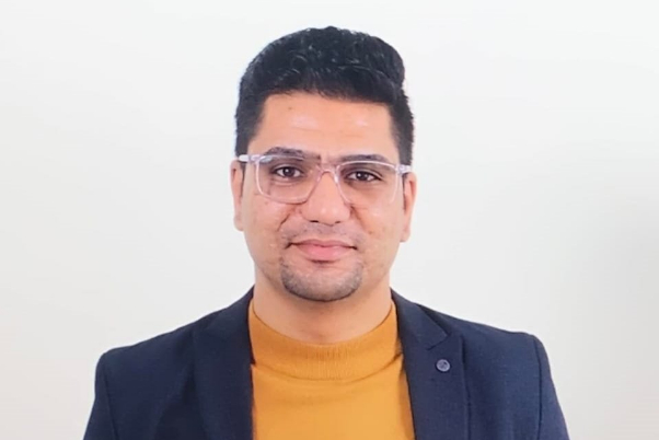 مخرج عراقي: انعقاد جائزة فلسطين العالمية للآداب ضروري لتجديد الموقف العربي -الاسلامي من الكيان الصهيوني