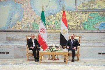 بزشكيان للسيسي: لابد من تعزيز الوحدة والتماسك بين الدول الإسلامية