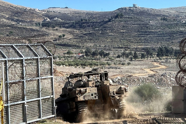 الاحتلال يجرف أراضي زراعية لإنشاء طرق حربية تربط ريف القنيطرة الشمالي بمدرجات جبل الشيخ