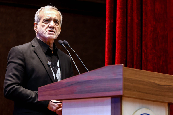 الرئيس بزشكيان يؤكد ضرورة الارتقاء بالمستوى العلمي للجامعات