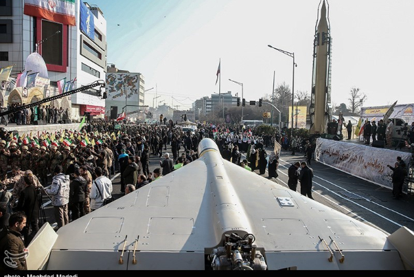 مناورات "السائرون إلى القدس".. عرض المعدات والتجهيزات الدفاعية والإقتدار الشعبي