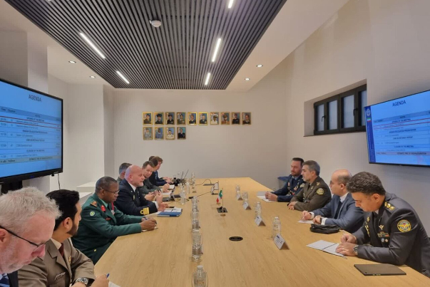 ايران وبلجيكا تؤكدان على تعزيز التعاون في مجال الرياضة العسكرية