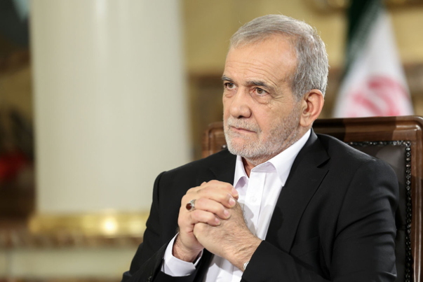 الرئيس بزشكيان: إيران لم تخطط لاغتيال ترامب مطلقا