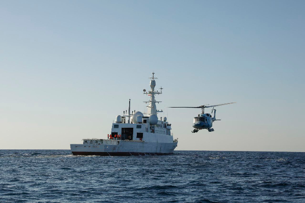 شاهد.. انضمام مدمرة "زاغروس"  الى اسطول الجنوب في بحرية الجيش الايراني