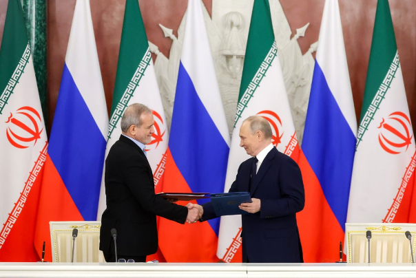 هذه هي تفاصيل معاهدة الشراكة الاستراتيجية الشاملة بين إيران وروسيا