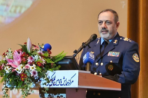 العميد عزيز نصير زادة: ايران أصبحت مكتفية ذاتيا تماما في مجال منصات اطلاق الأقمار الاصطناعية