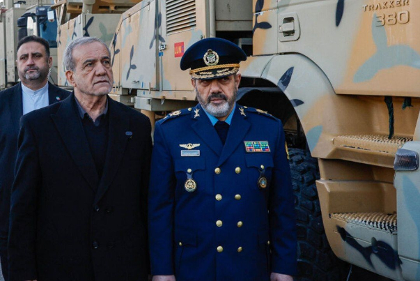 بزشكيان: تطوير قدراتنا الدفاعية هو لردع الاعداء عن التطاول على البلاد