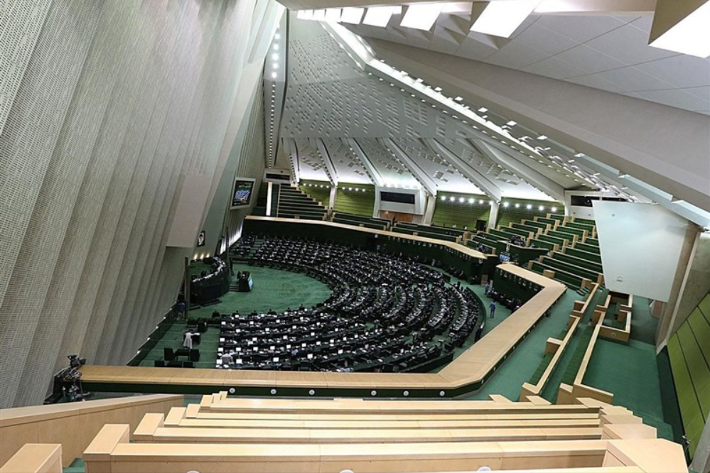 لجنة الامن القومي البرلمانية الايرانية تستعرض آخر التطورات الأمنية في البلاد والمنطقة