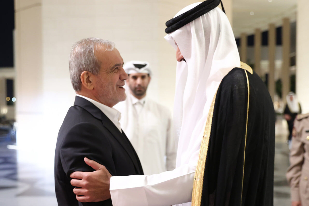 رئيس الجمهورية يقيم استقبالا رسميا لامير دولة قطر