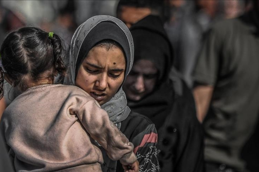 أرقام صادمة عن معاناة نساء قطاع غزة