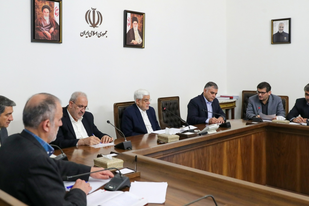 عارف: نسعى لجعل إيران مركزا لتبادل الطاقة في المنطقة