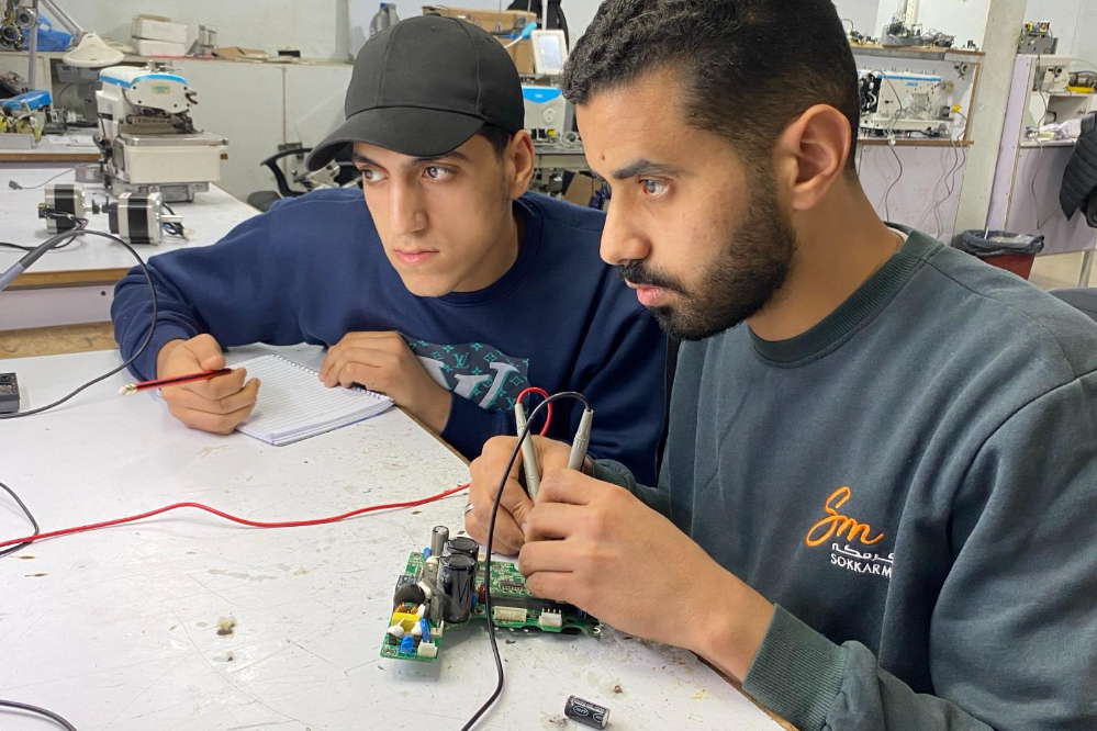 "سكر" لماكينات الخياطة توقّع بروتوكول تعاون مع عدد من مدارس التعليم الفني