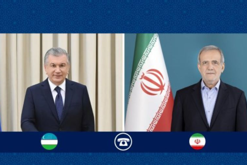 بزشكيان: نتطلع إلى تعزيز العلاقات بين إيران وأوزبكستان