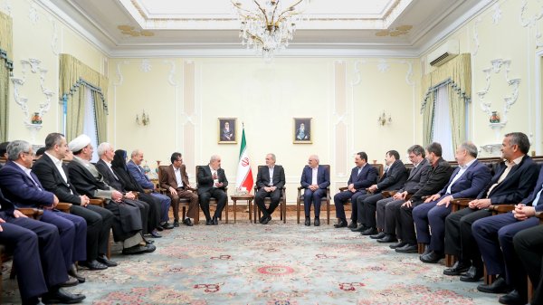 بزشكيان: نريد حوارا من موقف متساو