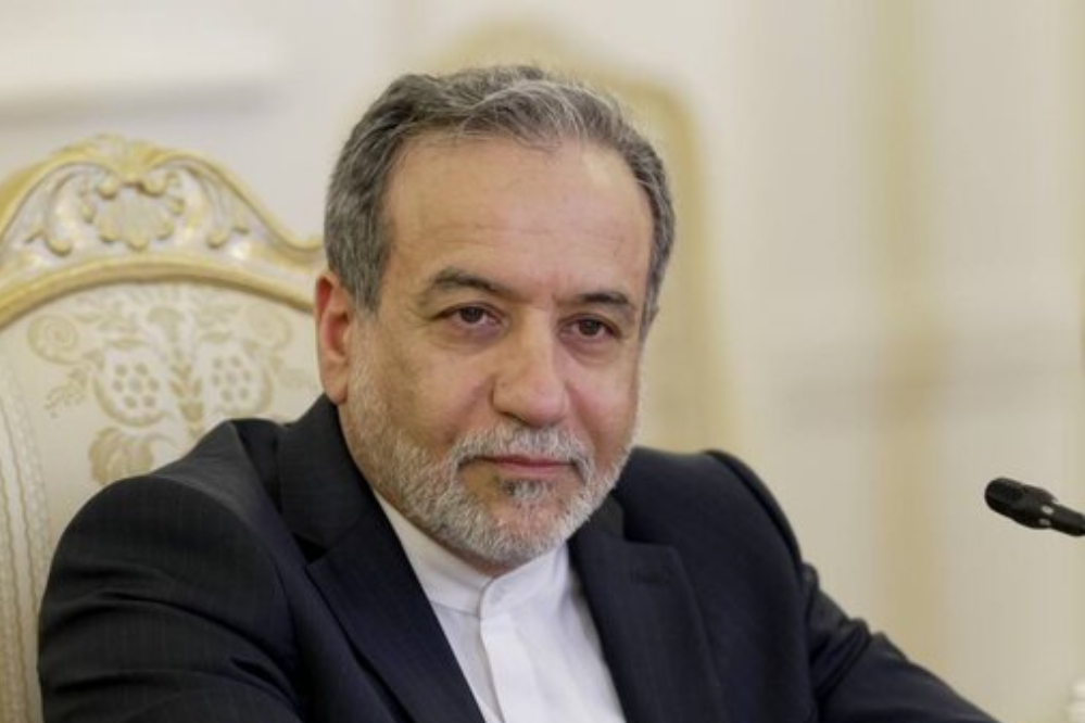 عراقجي: إيران ليس لديها أي نية للتفاوض علناً